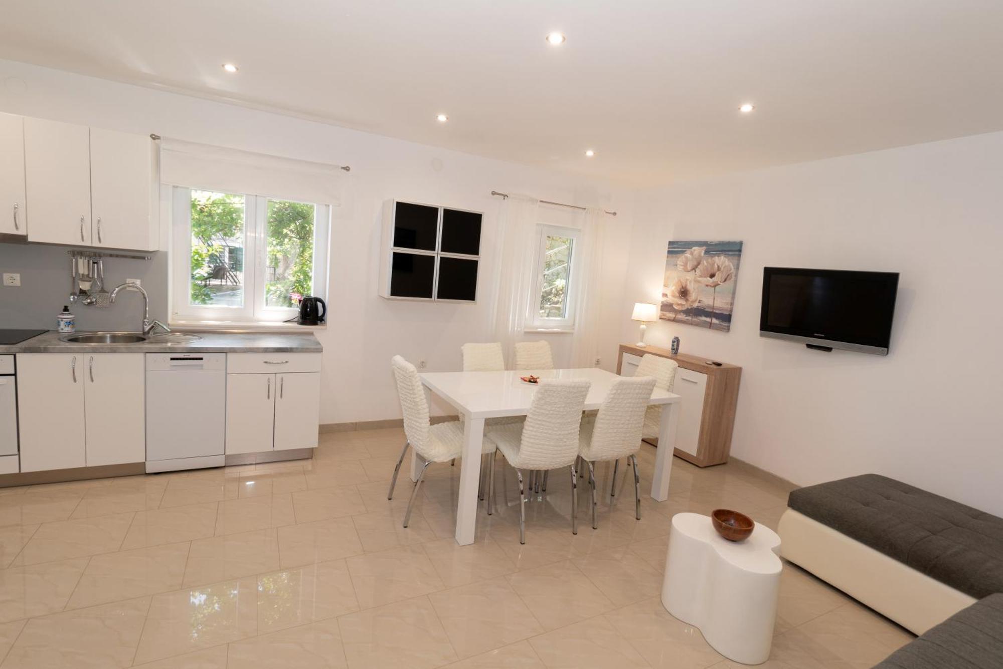 Apartments Srdanovic Omiš Eksteriør billede