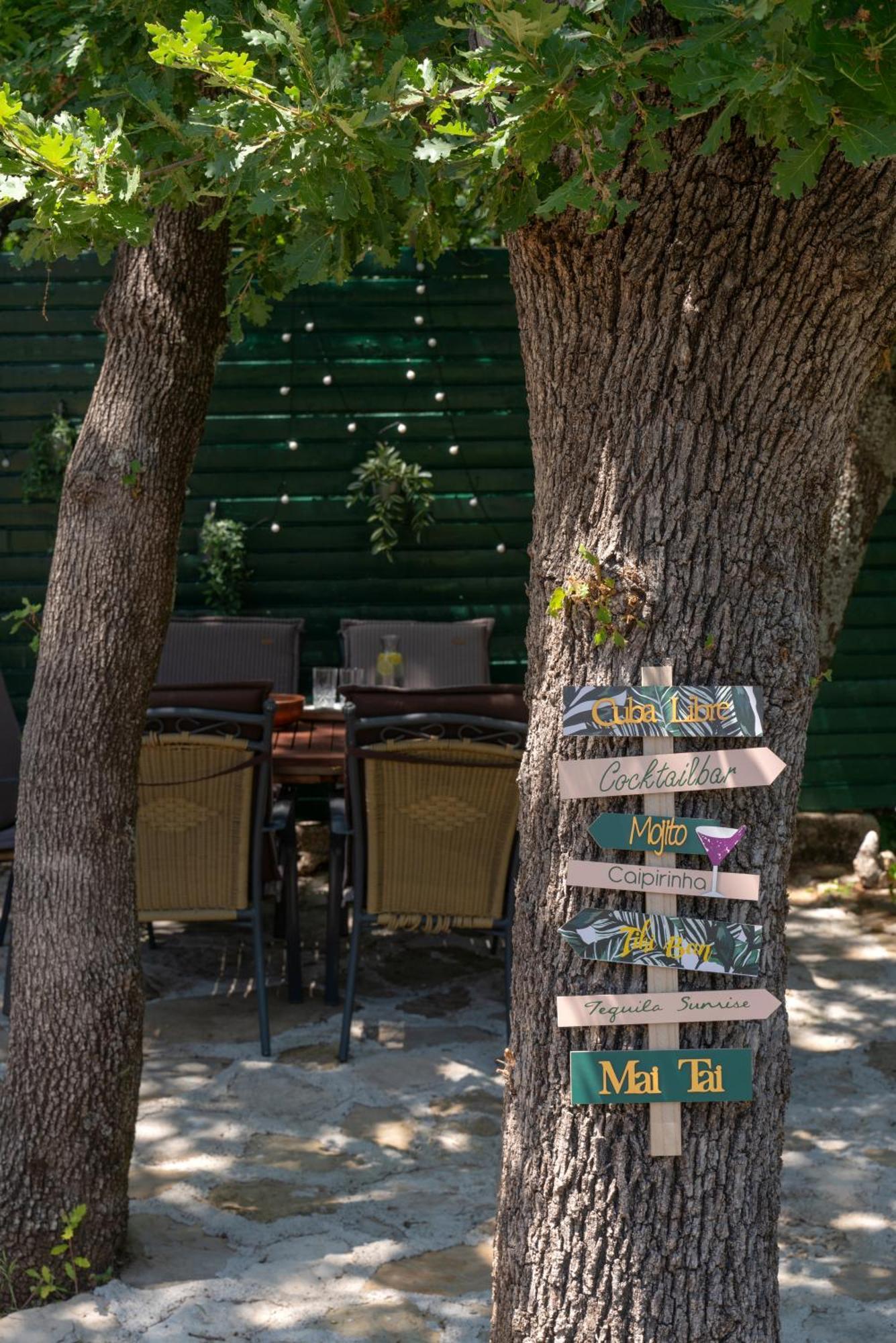 Apartments Srdanovic Omiš Eksteriør billede