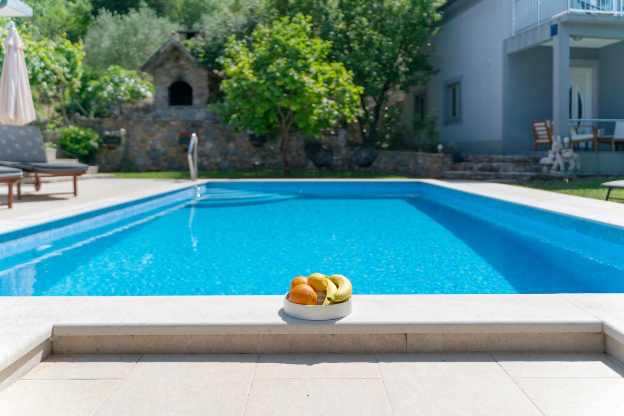 Apartments Srdanovic Omiš Eksteriør billede