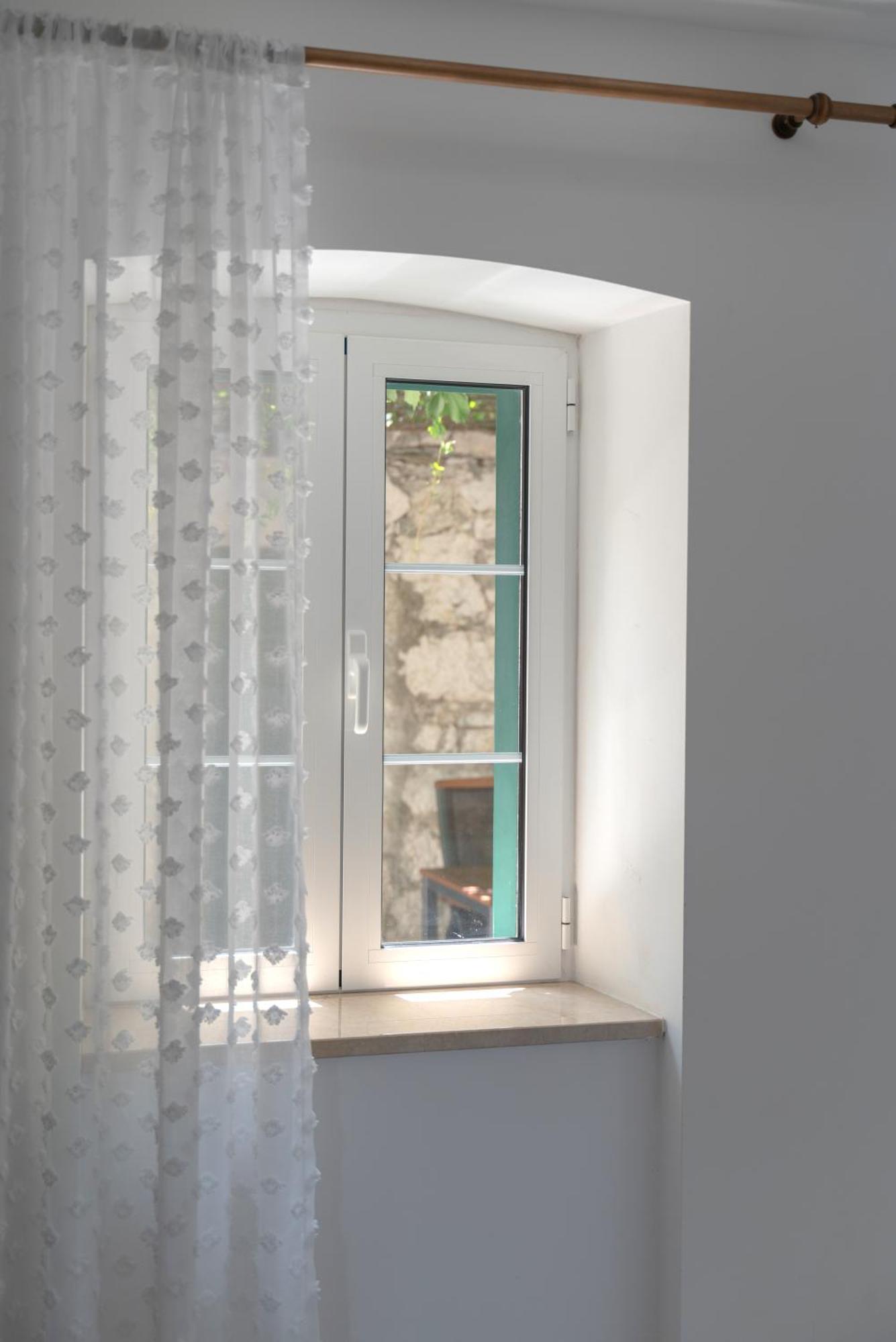 Apartments Srdanovic Omiš Eksteriør billede