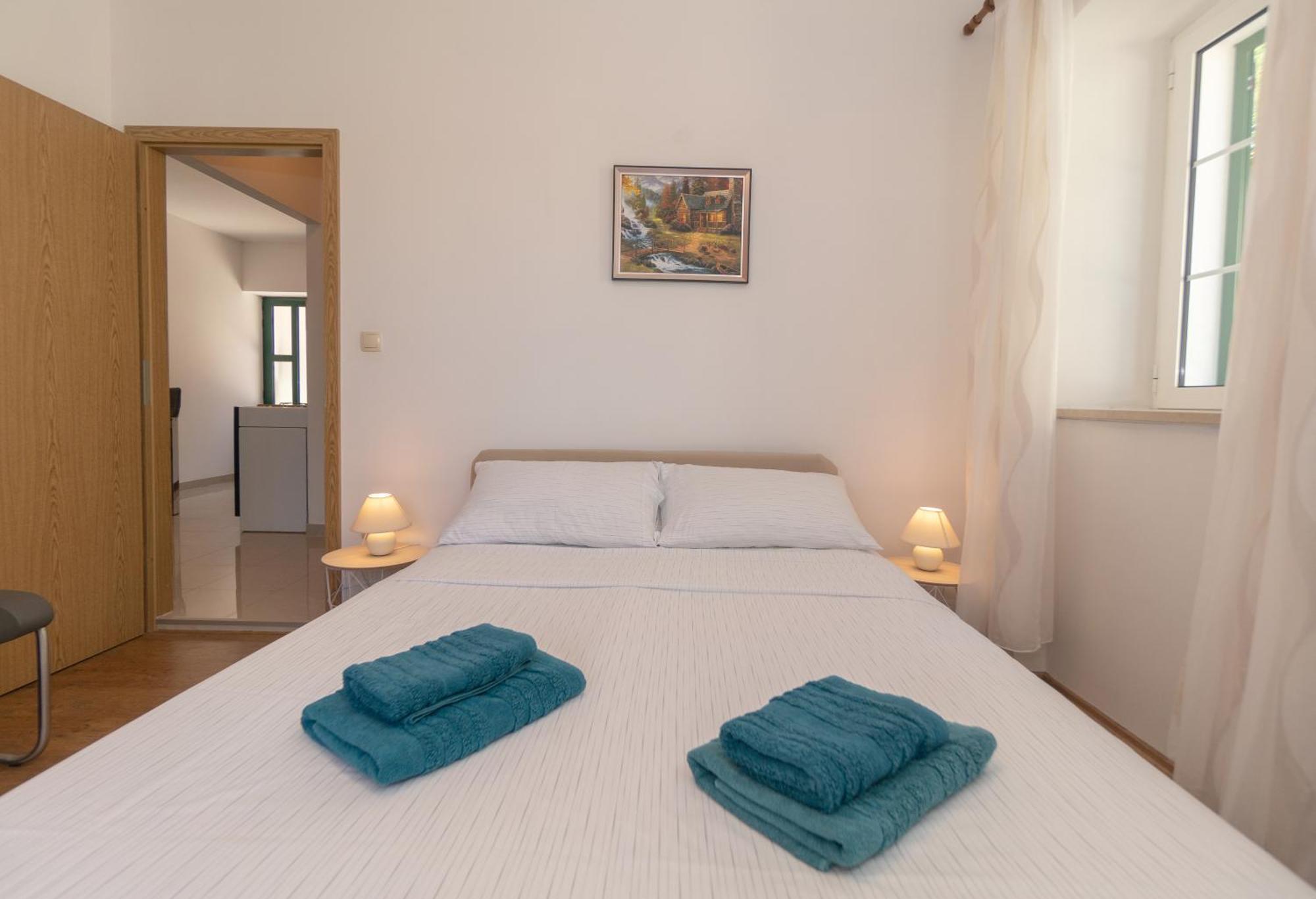 Apartments Srdanovic Omiš Eksteriør billede