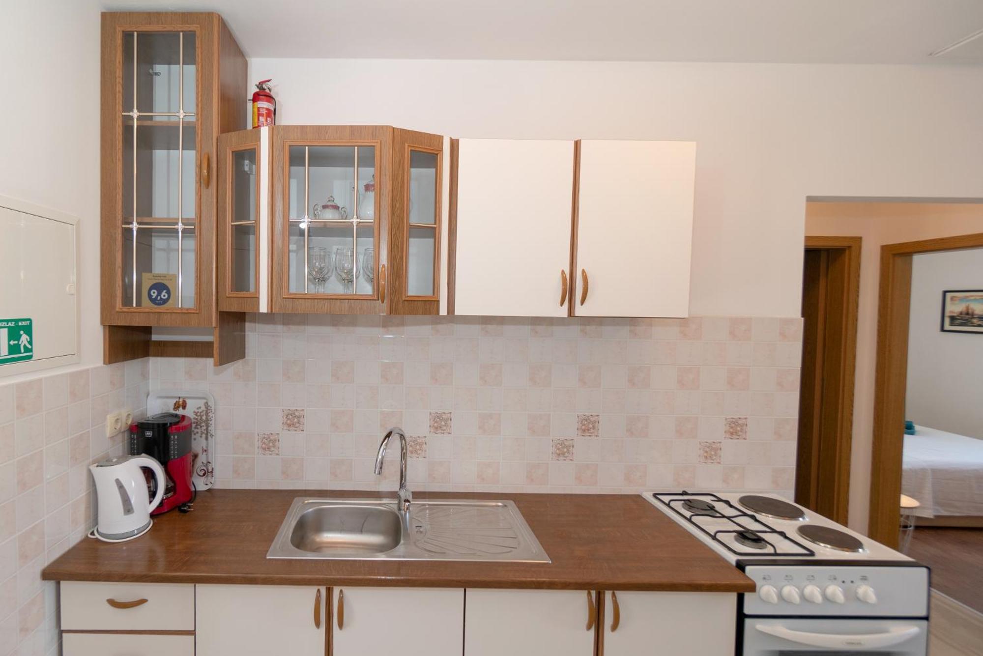 Apartments Srdanovic Omiš Eksteriør billede